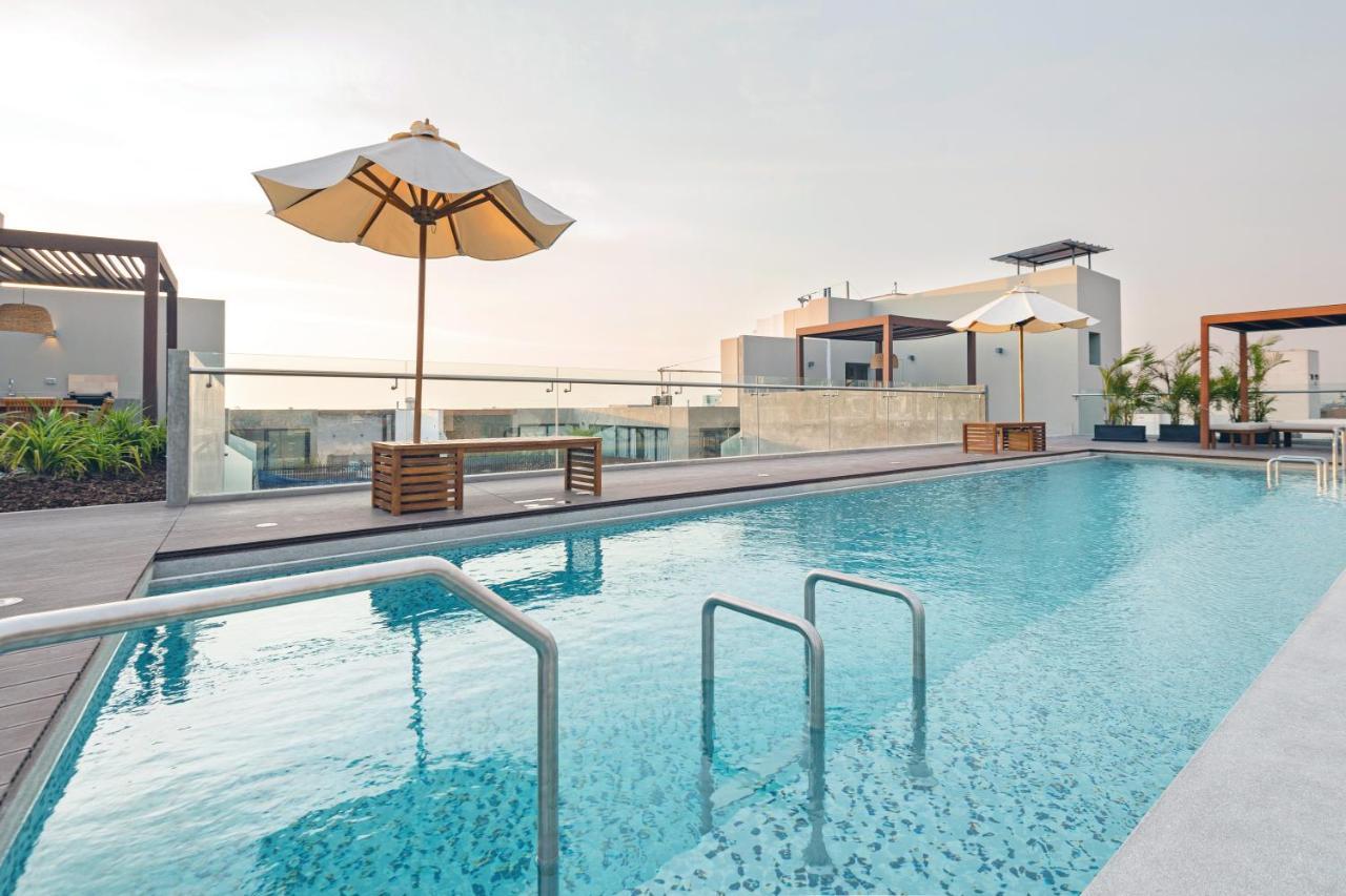 ✶ Maras Residence ✶ Luxury Rooftop Pool & Grill Lima Eksteriør bilde